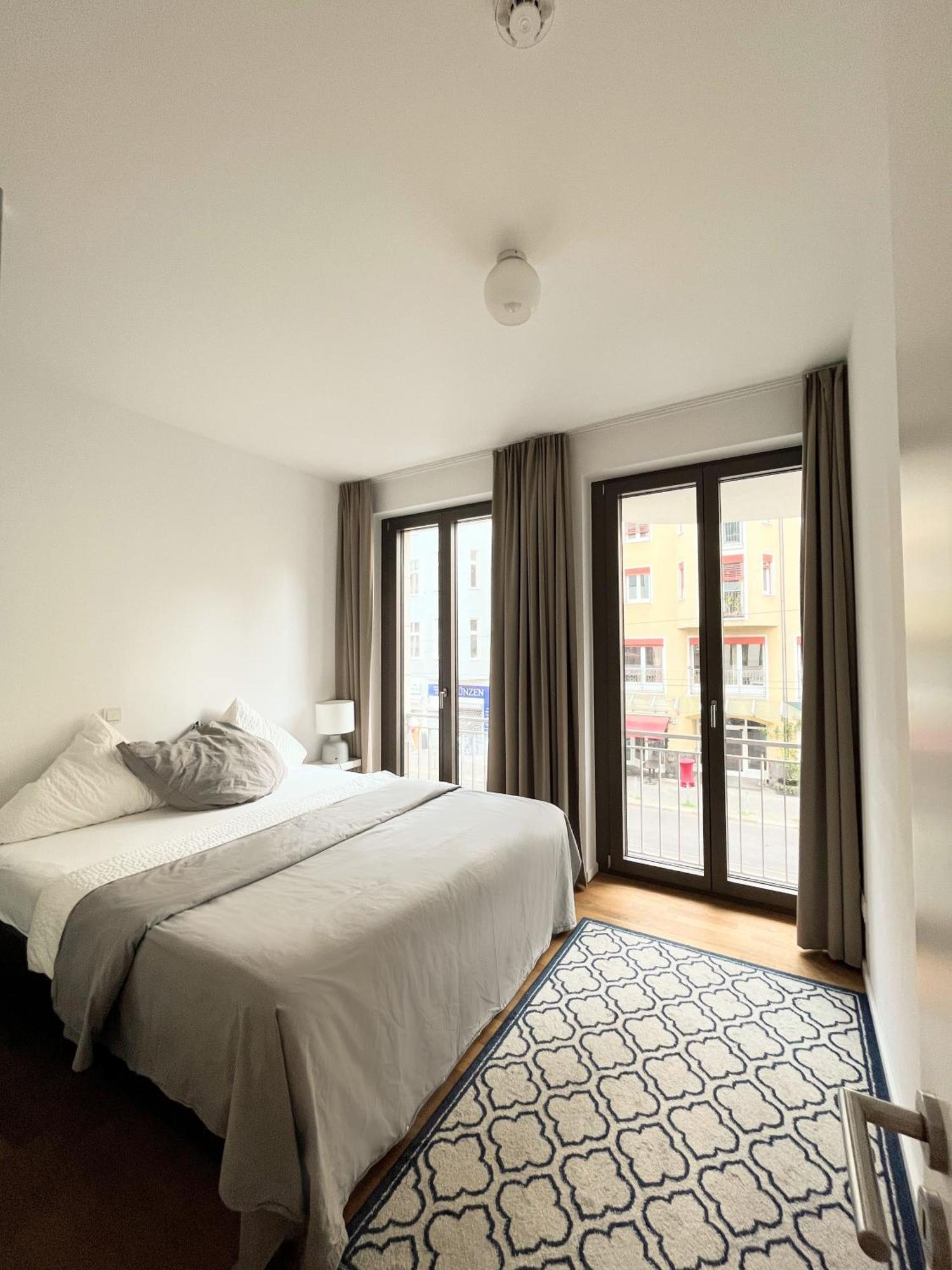 Modern Apartment In Mitte Berlin Exterior foto